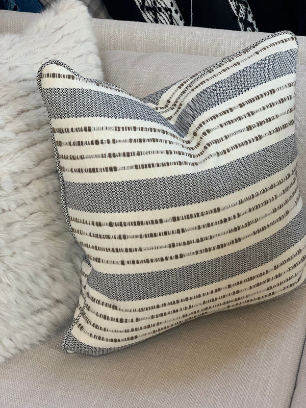 22" Custom Made Throw Pillows Hampton's Furniture English Country Home