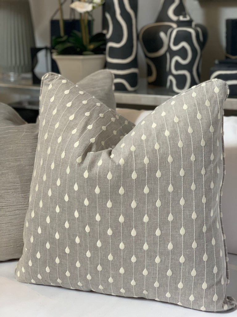 Decorative Tunis Rustic Throw Pillow in Cream - 54kibo